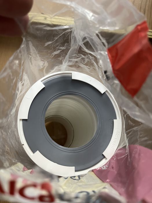 Труба гофрована для підключення унітазу Alcaplast