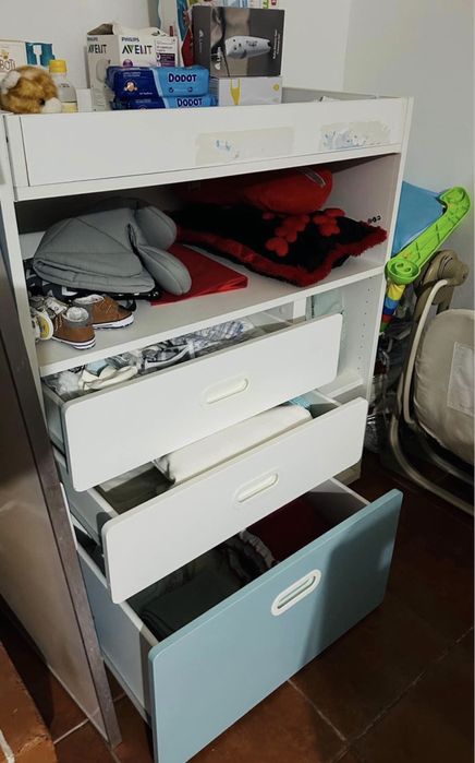 Comoda para bebe