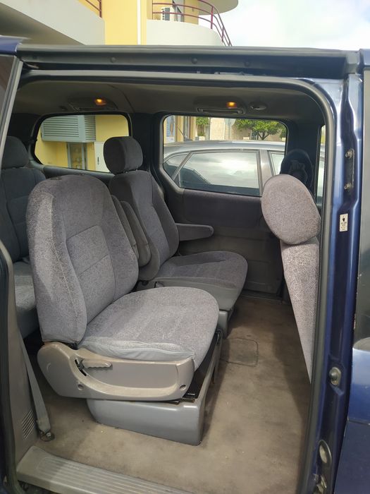 Monovolume Kia Carnival