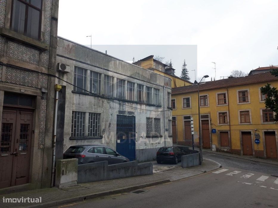 Cais De Gaia||Armazém C/Pip Aprovado Para Construçâo
