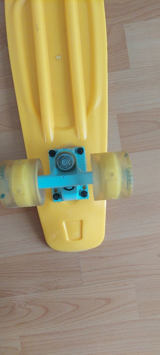 Skate Olsson & Brothers - Banana 22" Rueda