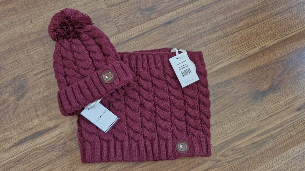 Czapka zimowa Tommy Hilfiger bordowy NOWA