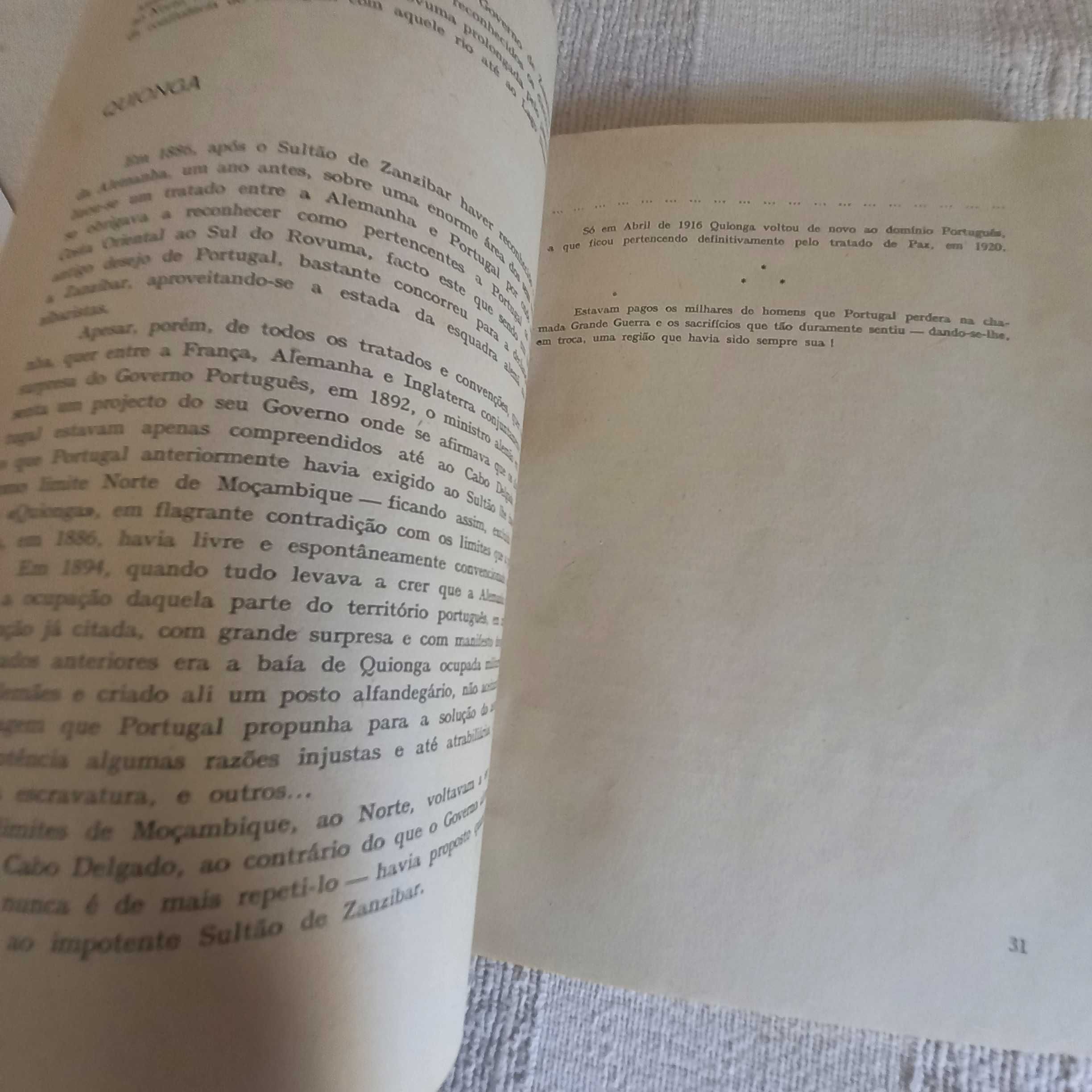 Livro antigo sobre Moçambique