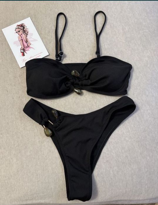 Відкритий жіночий купальник