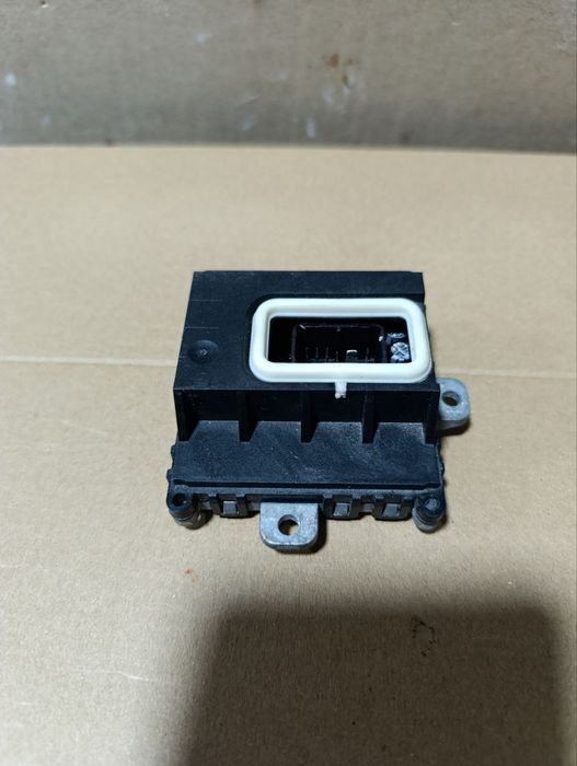 Volvo XC70 II 07-16 V70 S80 Блок розжига ксенона модуль 6336191099B