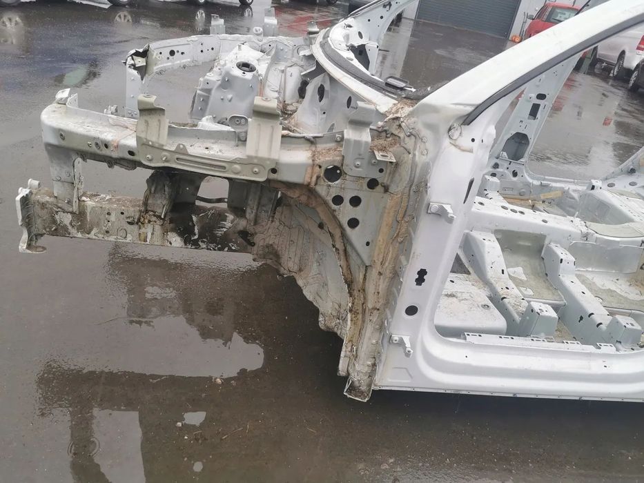 Audi Q8 ĆWIARTKA PRZÓD PRZEDNIA LEWA *