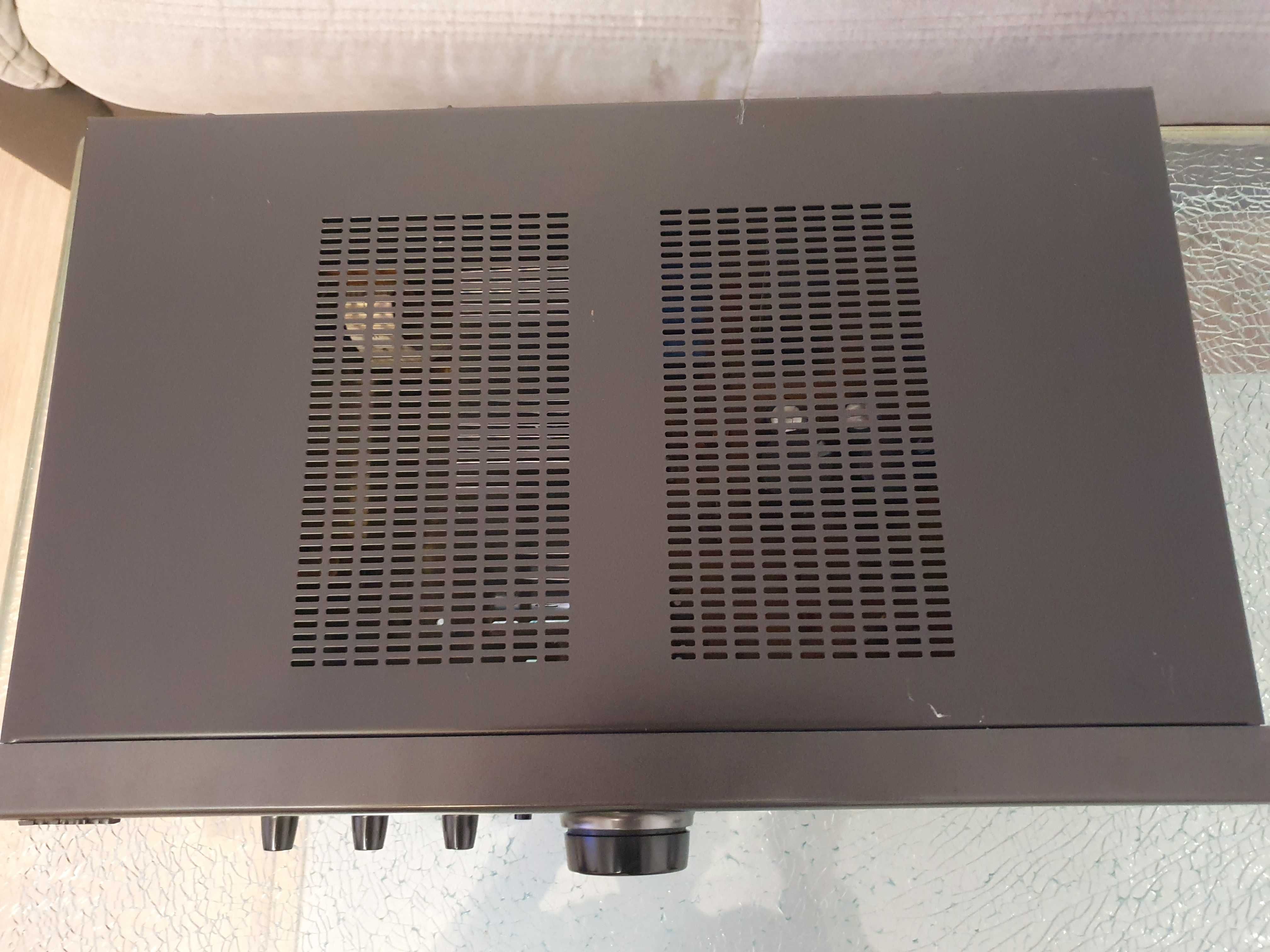 Technics Wzmacniacz SU-V620 + pilot