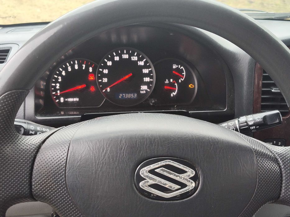 Suzuki Grand Vitara XL7 2.7 v6 Polski Salon, 2 kpl. kół, hak, klima