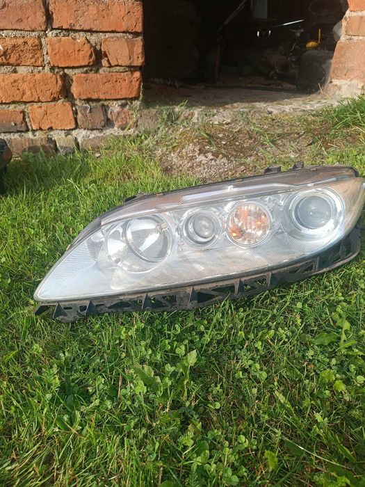 Reflektor Lampa mazda 6 GY xenon 2005 r