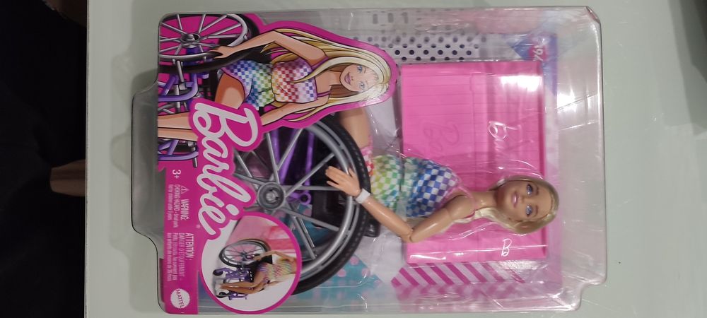 Barbie na wózku. Nowa! Polecam!