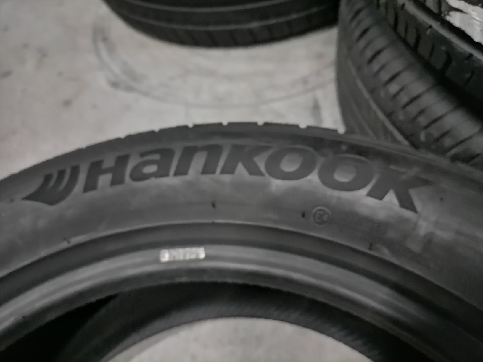 Літні Шини БВ 235/55 R18 HANKOOK Ventus S1 EVO2 SUV Склад