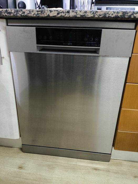 Máquina loiça becken A++