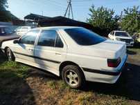 Peugeot 605 2 л газ-бензин сел поехал