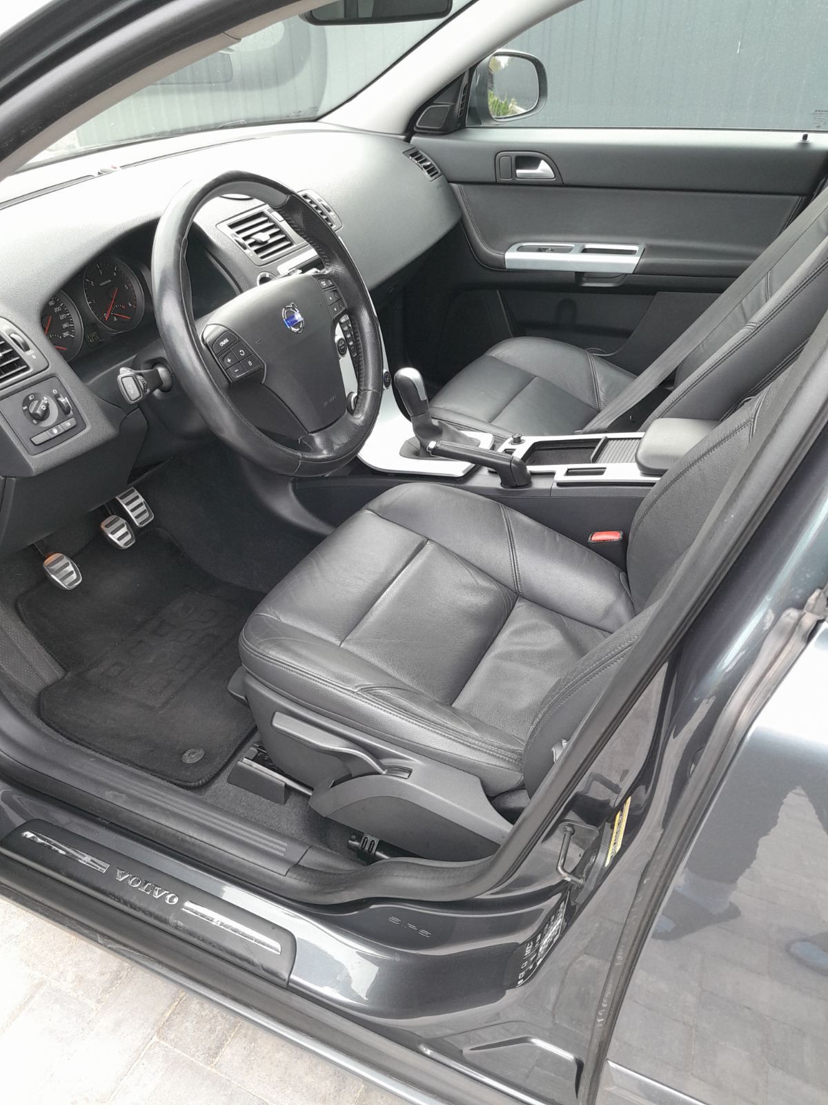 Volvo v 50 2011р