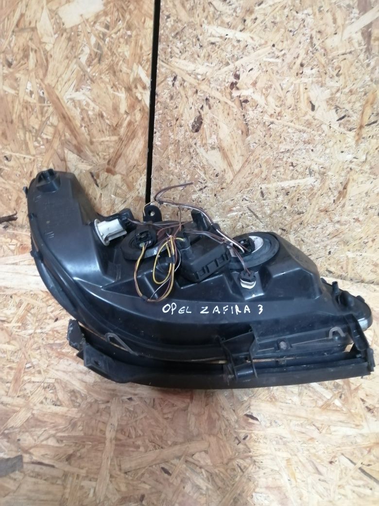 Óptica Opel Zafira Esquerda