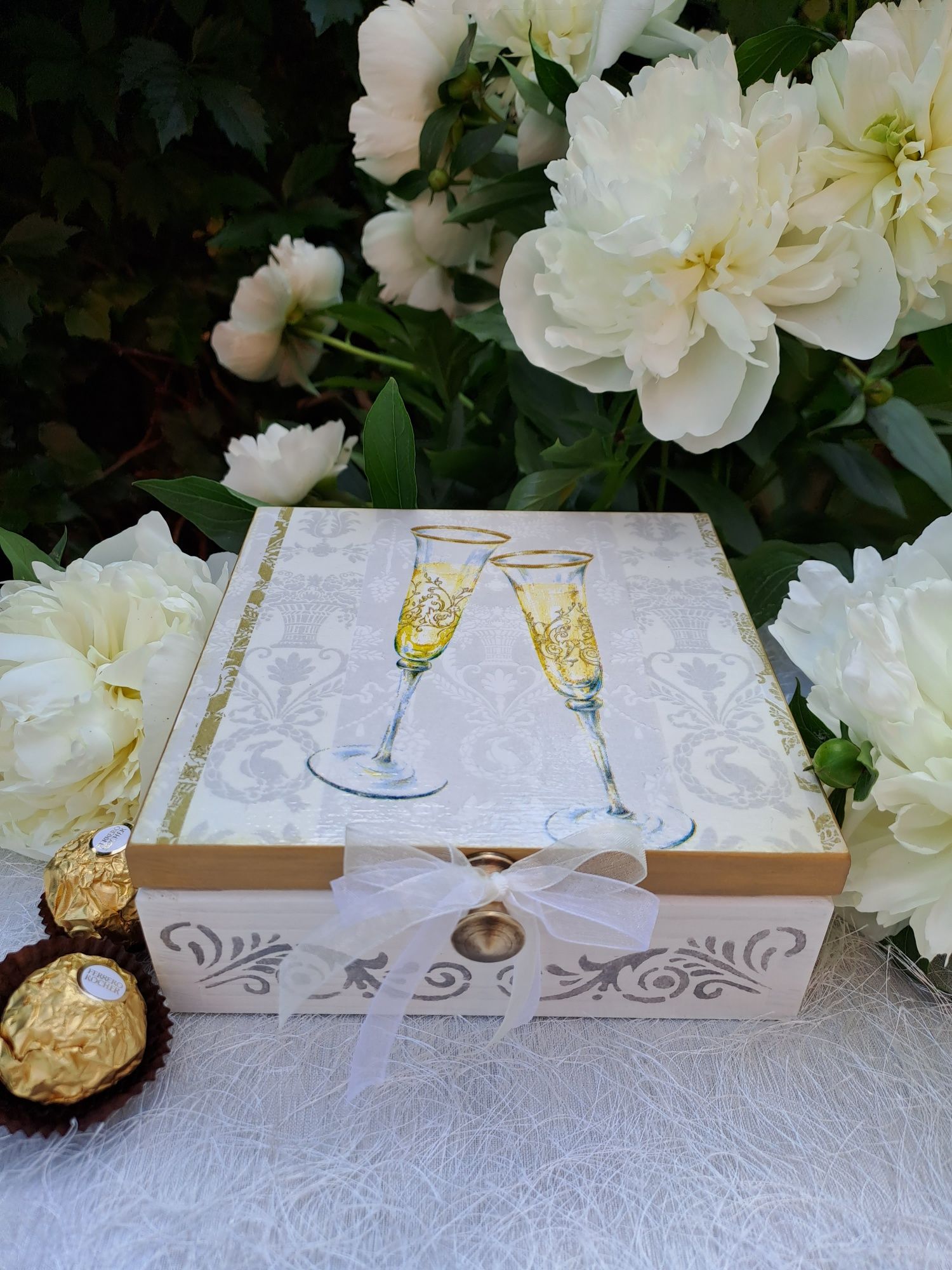 Szkatułka pudełko drewniane na biżuterię pamiątki prezenty ślubne Ślub