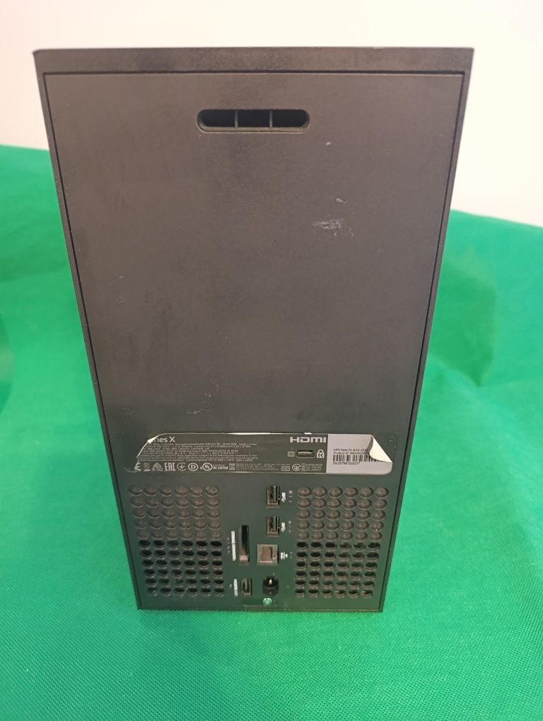 Consola Xbox series X sem comando (3 anos garantia)