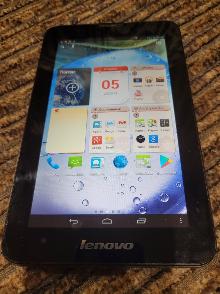 Планшет LENOVO 4.2.2