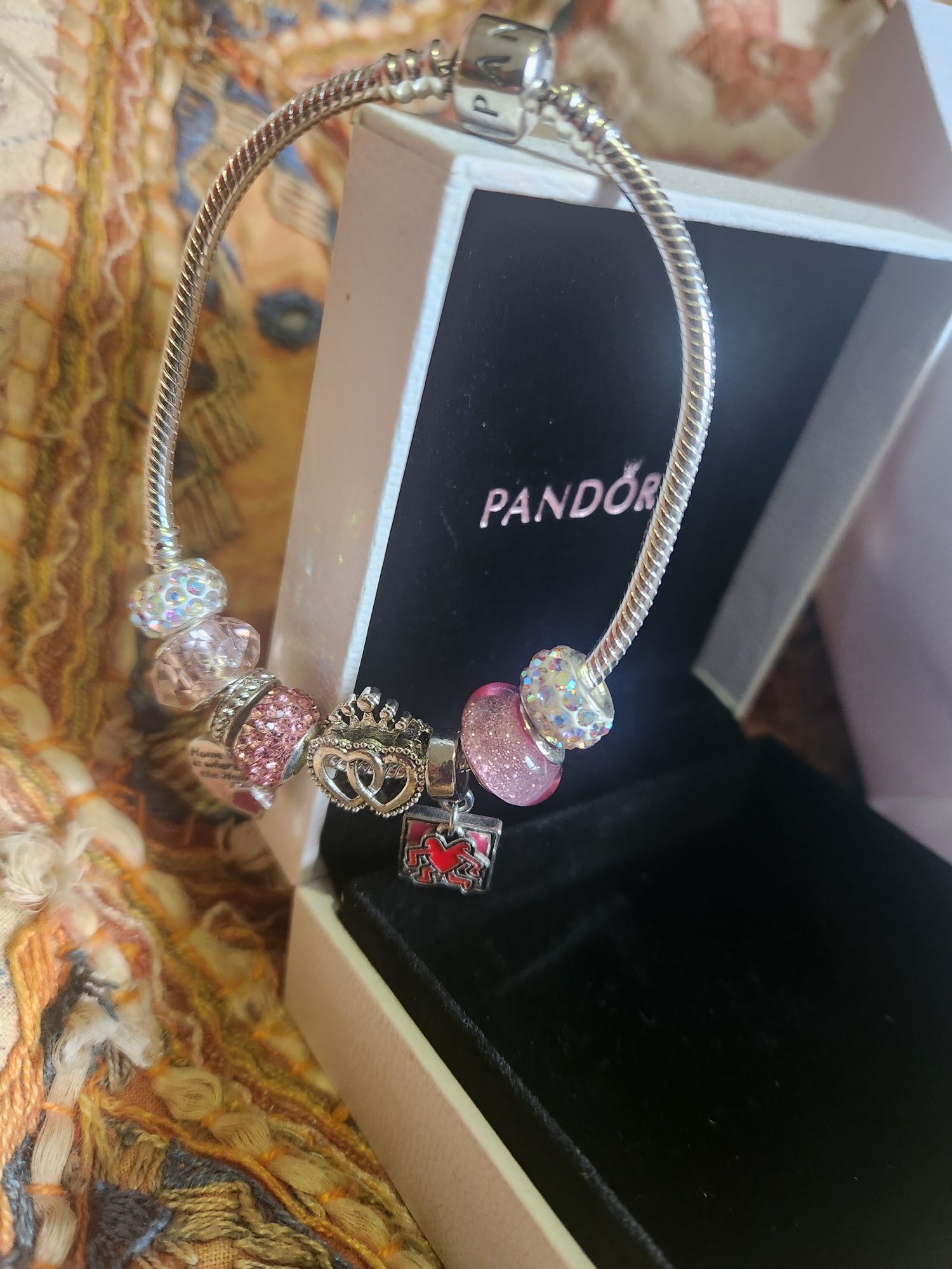 Pulseira pandora nova com caixa