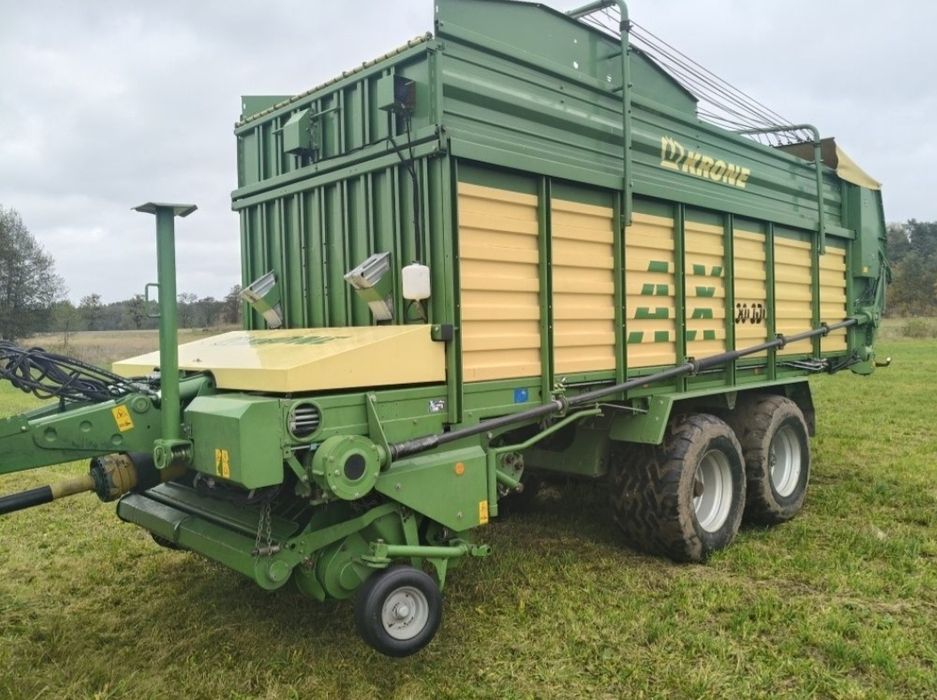 Przyczepa samo zbierająca Krone potinger straumann