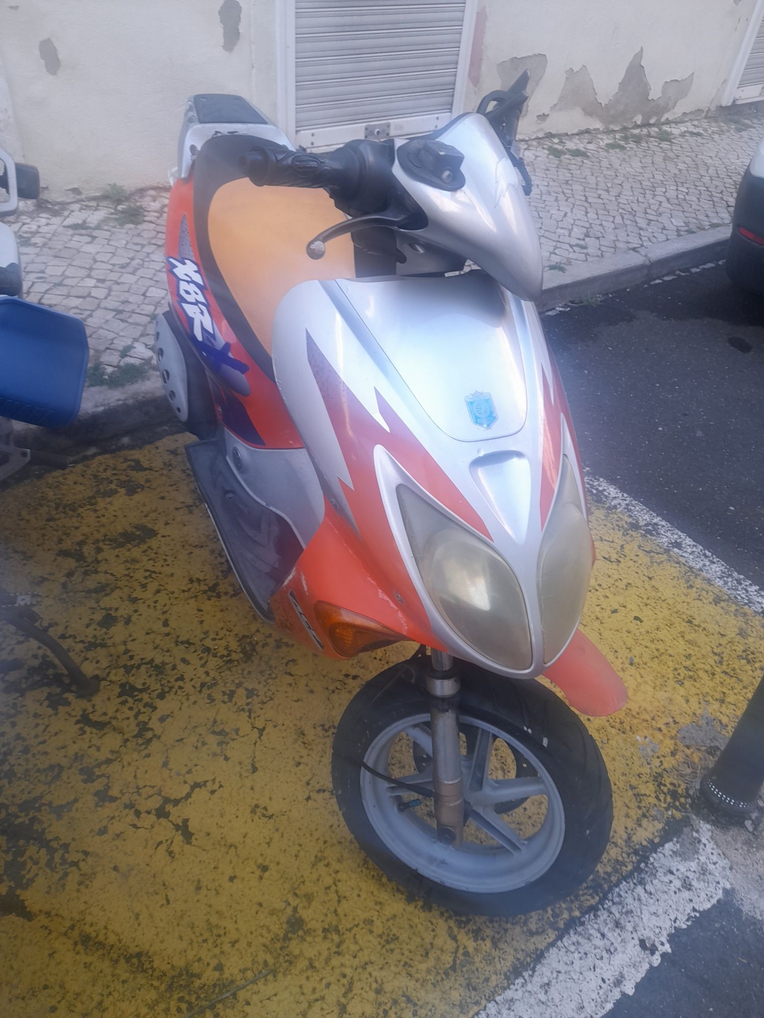 Honda X8R-X 50cc só para peças