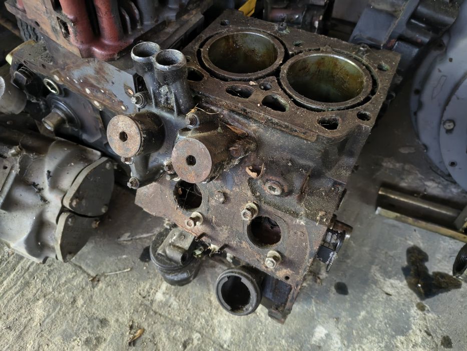 Blok silnika Deutz F2L1011