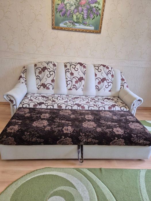 Розкладний диван + 2 крісла