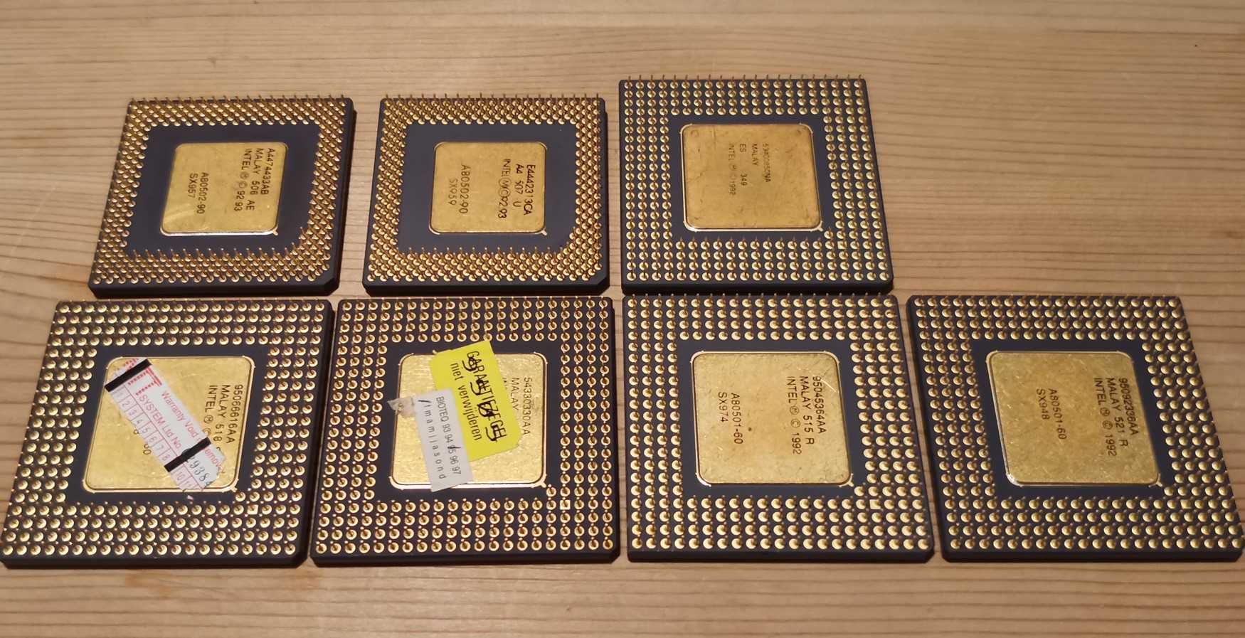 Złote Intel Pentium - stare komponenty