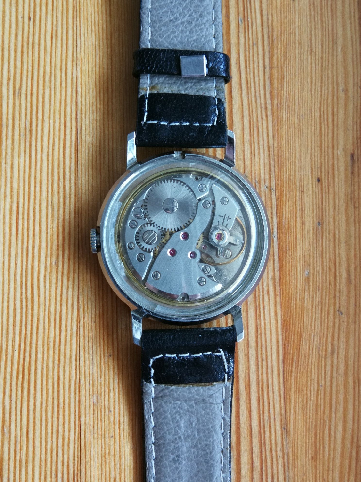 Stowa zegarek mechaniczny