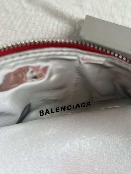 Balenciaga Chips Bag in Red