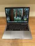 MacBook Pro, 13-inch, 2019, 8/256gb, Touch Bar