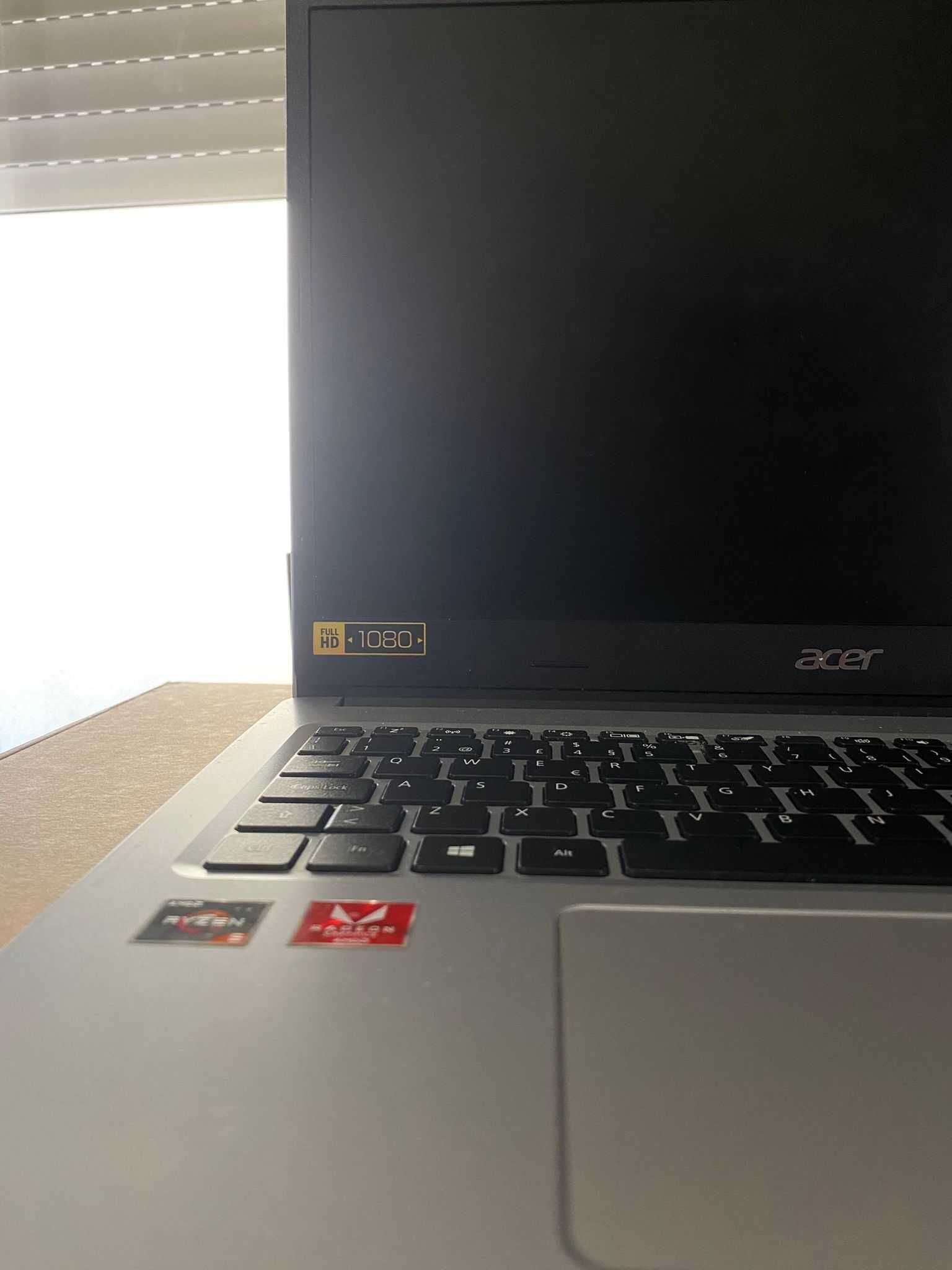 Portátil ACER Aspire 3 A315-23-R1JM