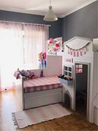 Beliche da Kids House com casinha de brincar integrada