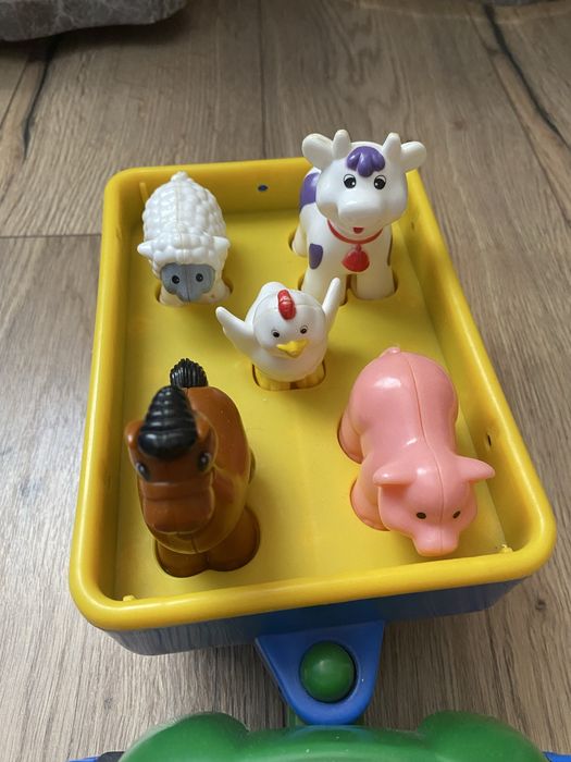Трактор ферма з фігурками, іграшка трактор