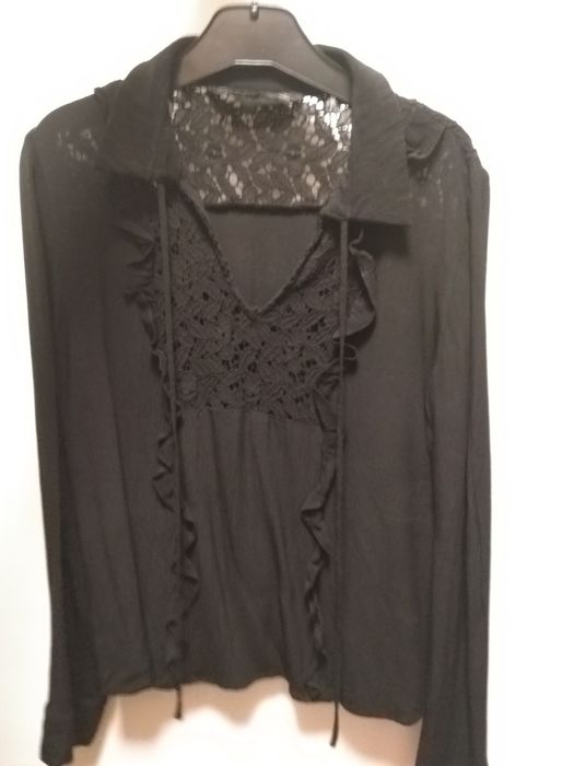 Camisa Zara com renda