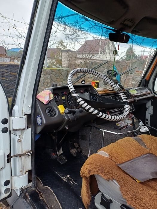 Мерседес - Бенц 310