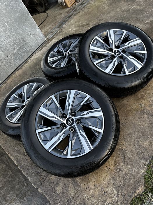 Диски Hyundai R17 5/114,3 +Зимові шини ix20 IX35 Kona Tucson SantaFe