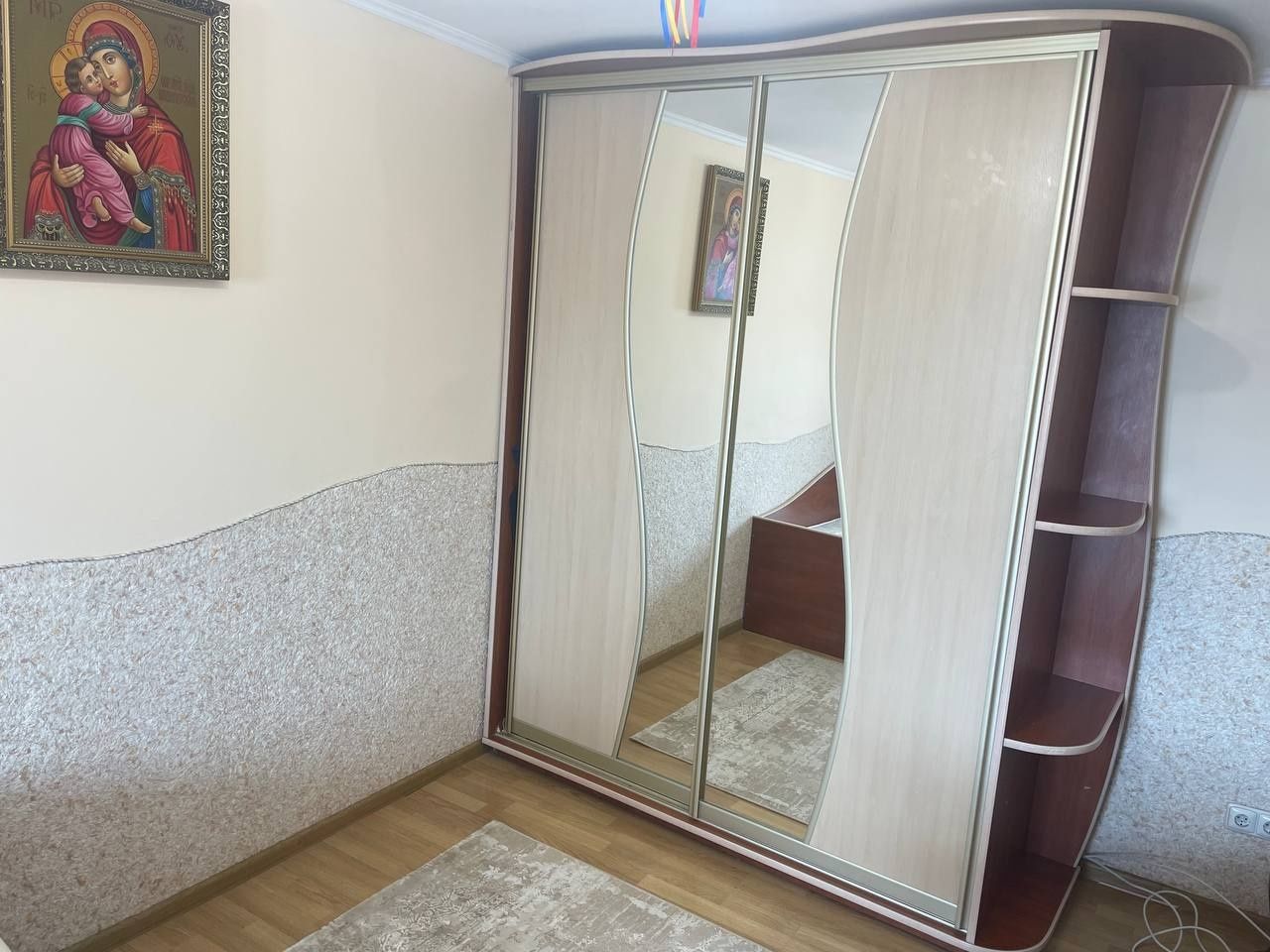 Комплект меблів для дитячої кімнати