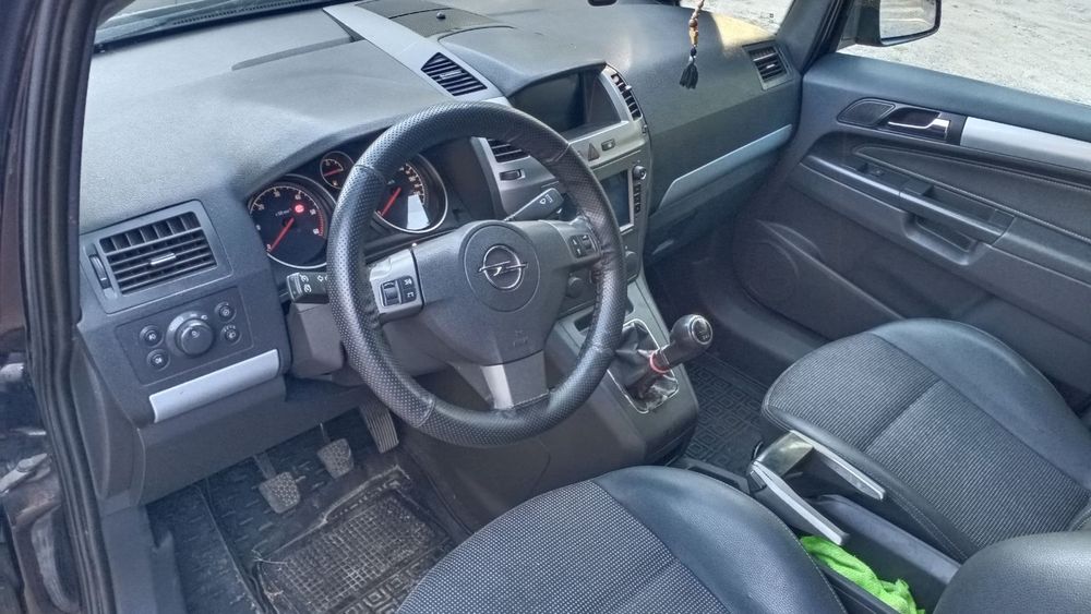 Opel Zafira B 2006 дизель