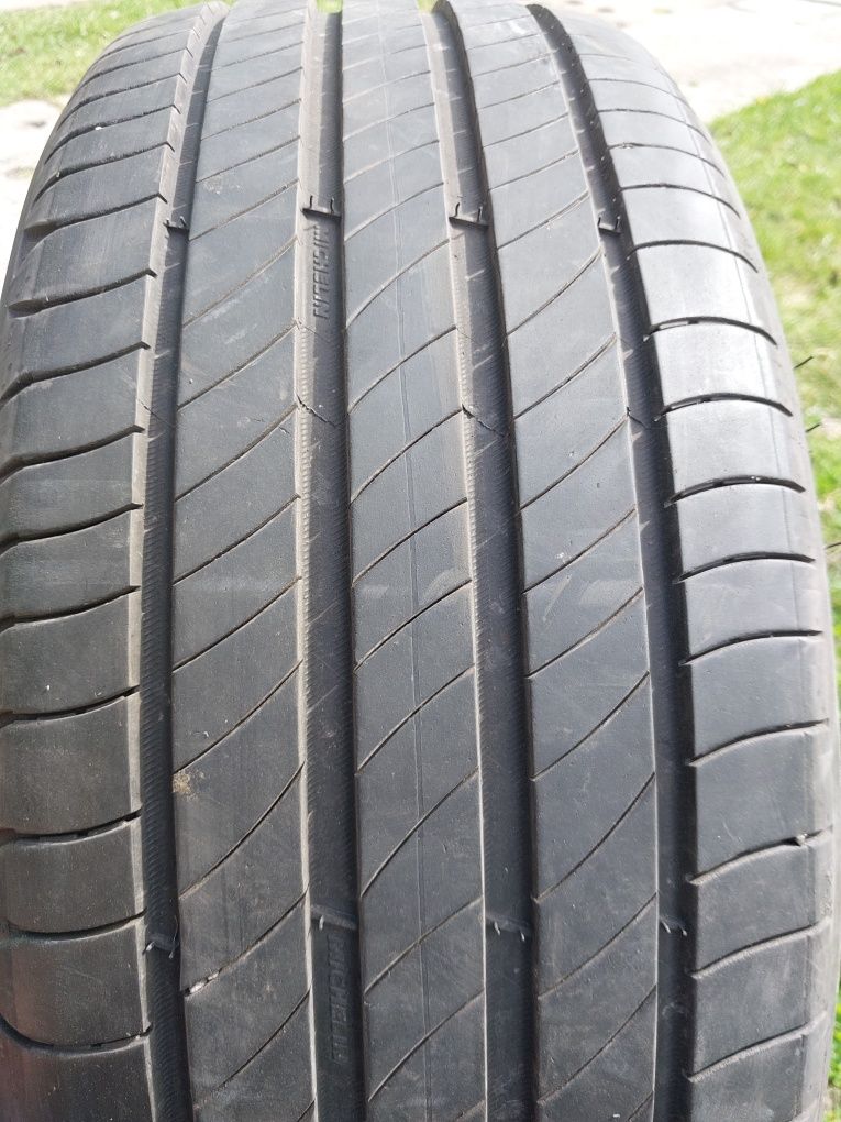 Michelin 225 45 R18 primacy 4