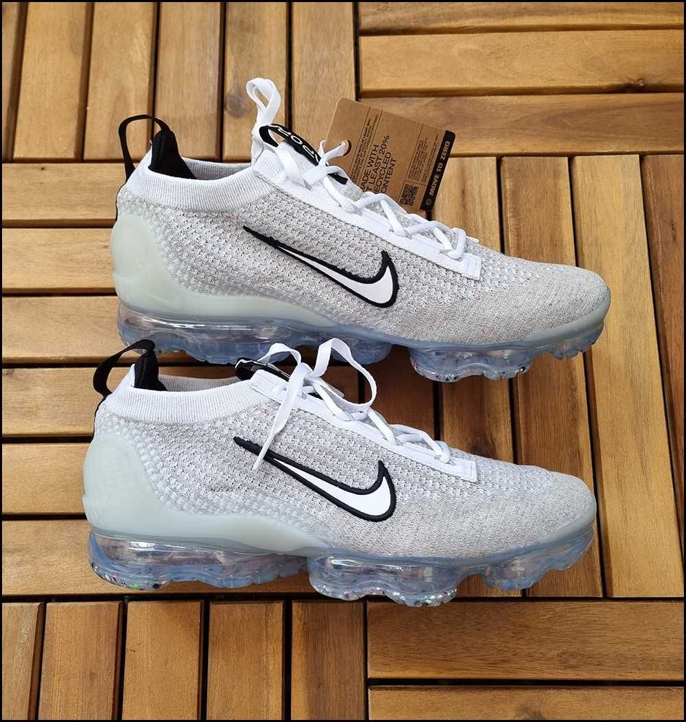 Nowe Oryginalne Nike Air Vapormax 2021 Flyknit FK R. 42,5 / 27cm