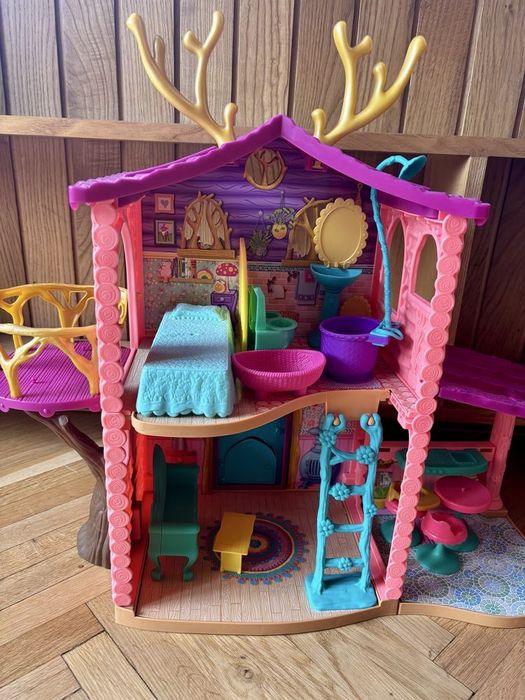 Domek lesny Enchantimals plus lalka