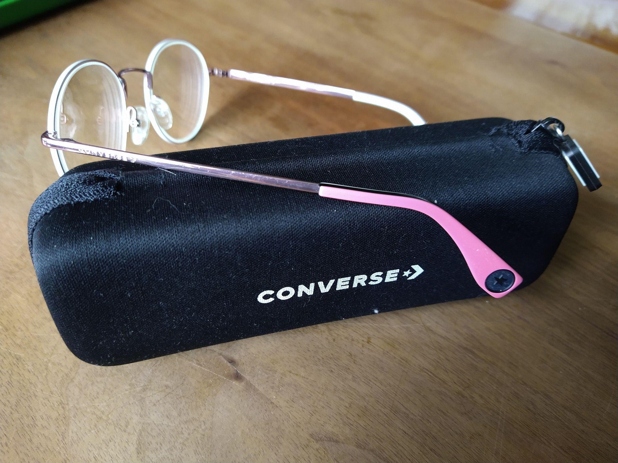 Oprawki Converse | styl vintage chic | różowe