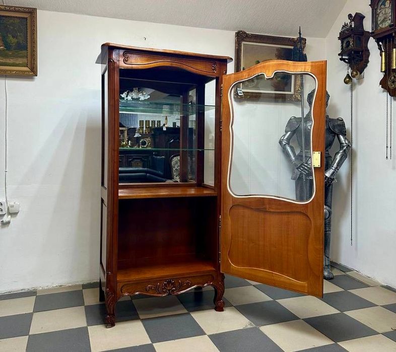 Вітрина сервант 3662 дерево витрина 3661