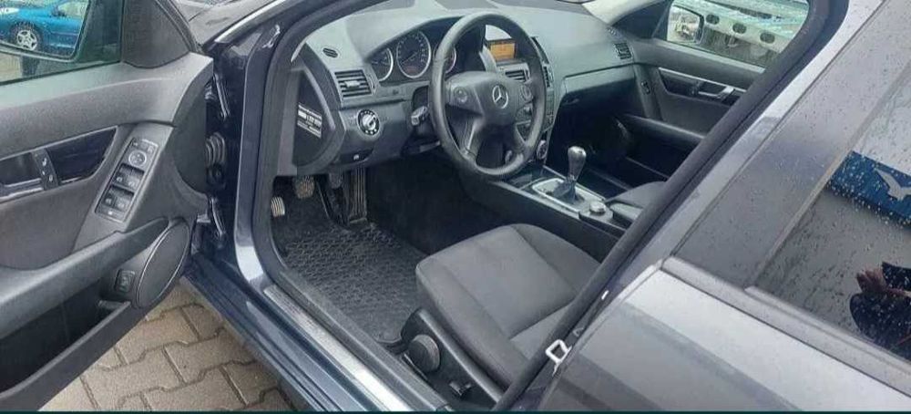 Mercedes Benz 1.8 Kompresor zarejesteowany w Polsce