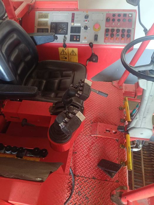 Kombajn do pomidor POMAC 2011