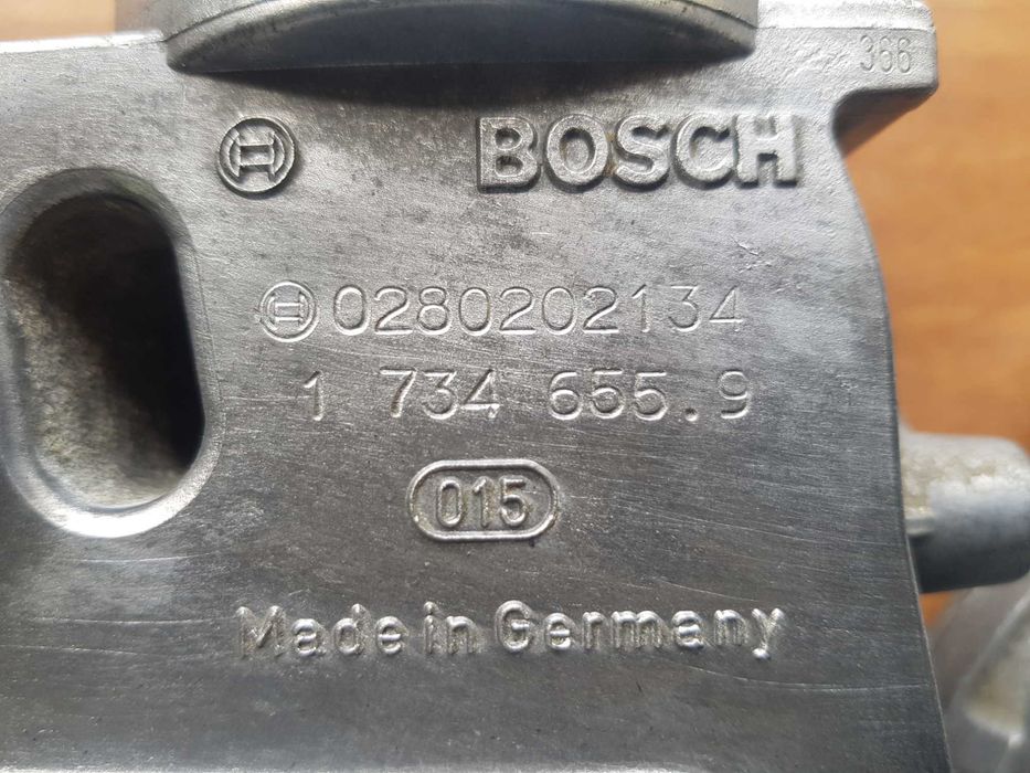 Расходомер (ДМРВ) BMW E30. E34. E36 - 1.8L