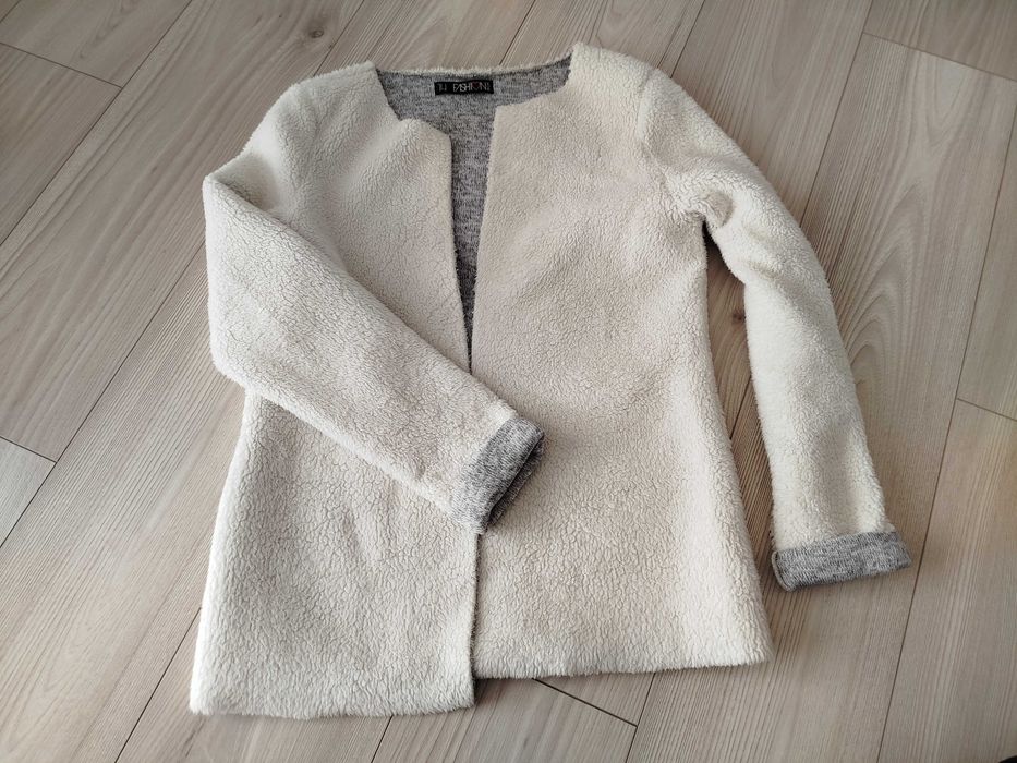 Kardigan narzutka damska biało-szara używana, rozmiar S