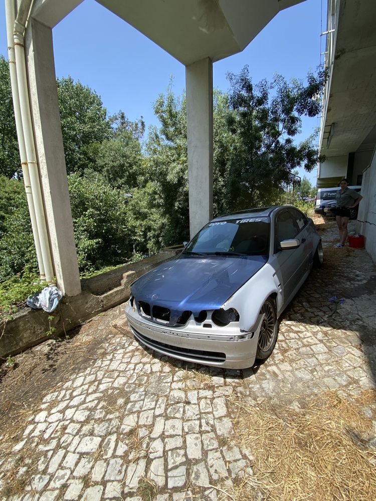 BMW e46 compact depois do acidente