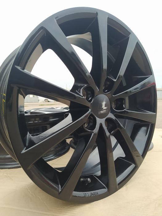 Диски Volkswagen Touran Golf Jetta Caddy Skoda Octavia Seat R16(5*112)